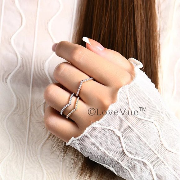 1mm Diamond Brilliant Cut Dainty Chevron Wedding Engagement Gold Band Ring - Picture 8 of 17